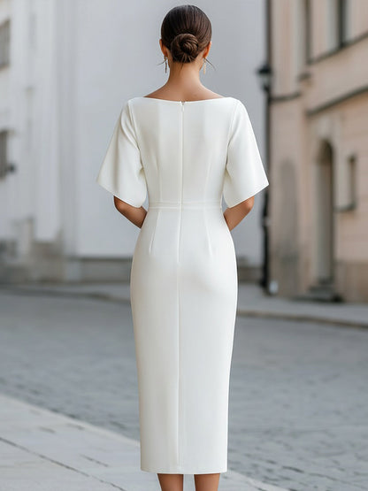 Vestito midi con collo a barca, maniche corte, taglio sartoriale