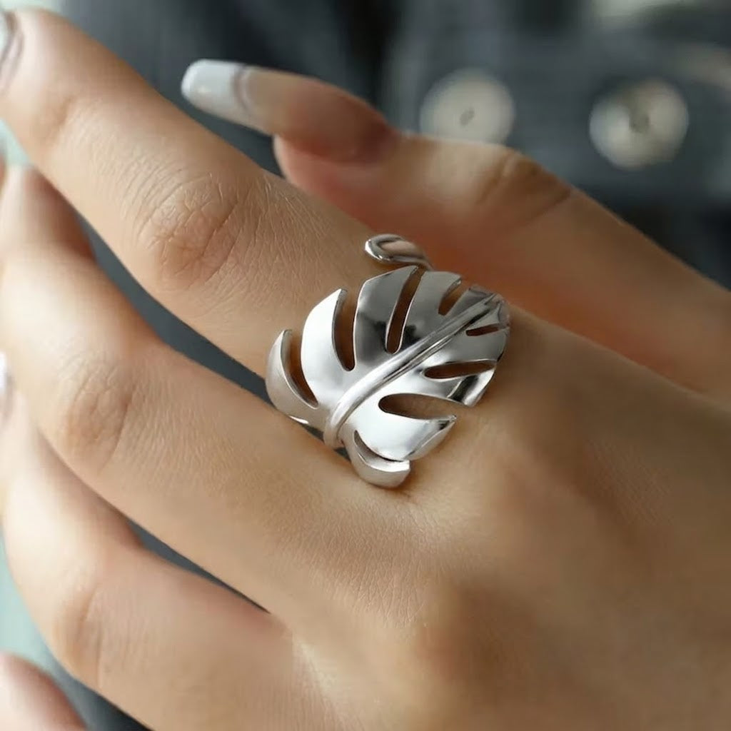 Anello a forma di foglia di Monstera