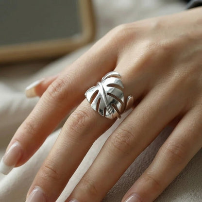 Anello a forma di foglia di Monstera