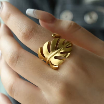 Anello a forma di foglia di Monstera