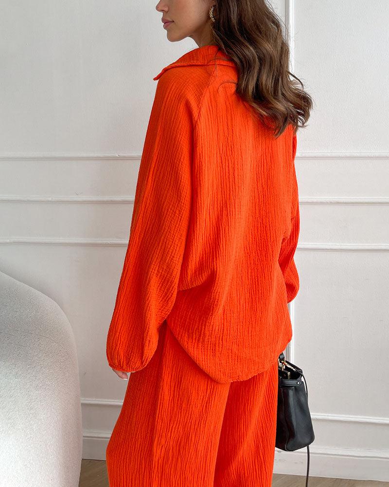 Set casual autunnale con scollo a V