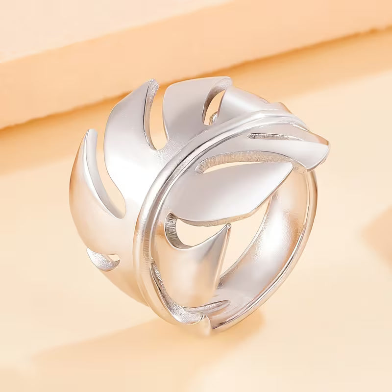 Anello a forma di foglia di Monstera