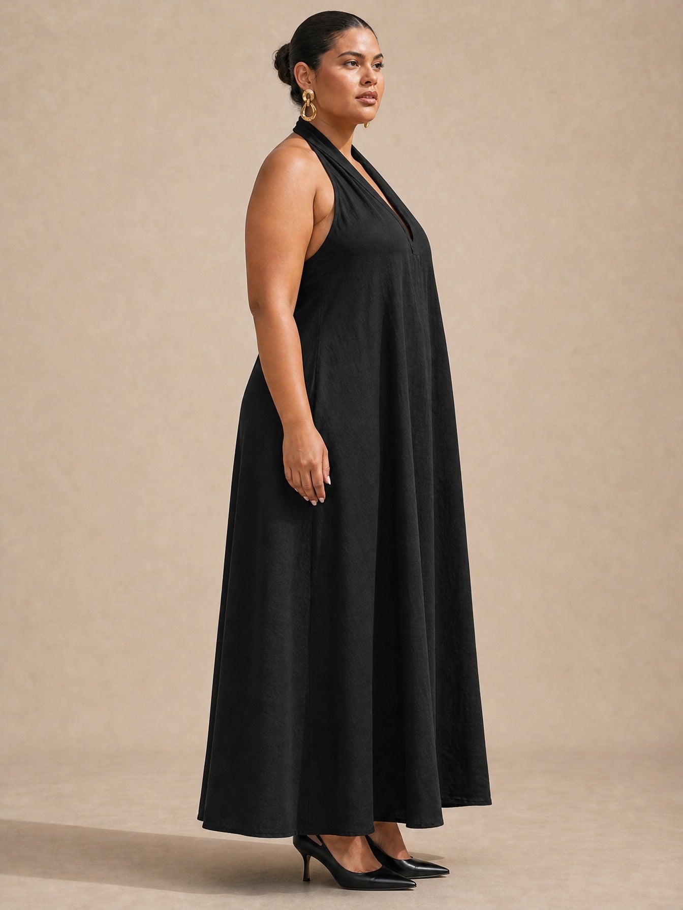 Abito lungo Aveline con scollo a halter