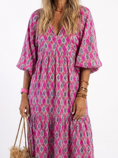 Apolline | Vestito midi con maniche a tre quarti, scollo a V e motivo stampato