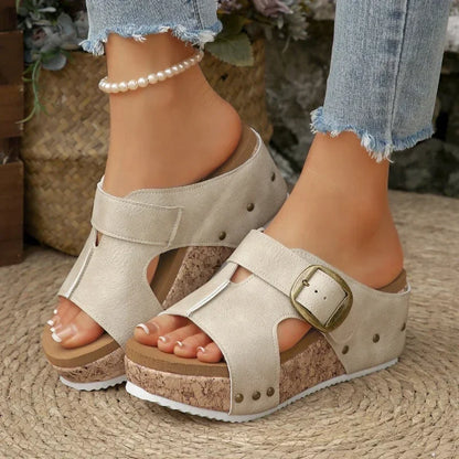 Sandali con plateau Bella