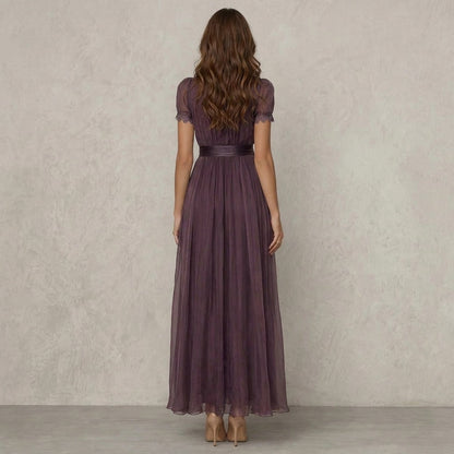 Flavia | Abito lungo con scollo in pizzo