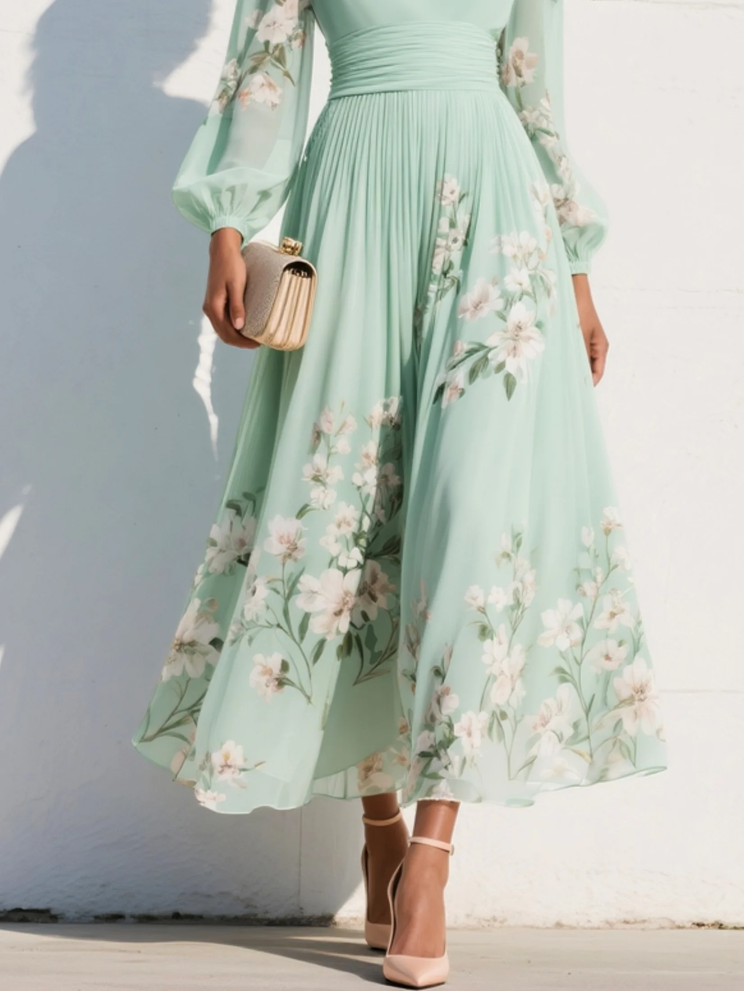 Vestito lungo in chiffon plissettato verde menta con stampa floreale per donna