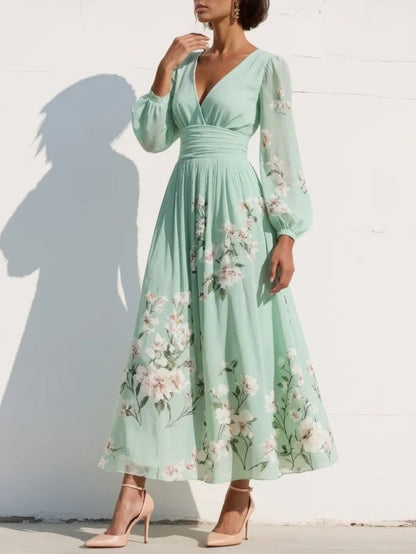 Vestito lungo in chiffon plissettato verde menta con stampa floreale per donna