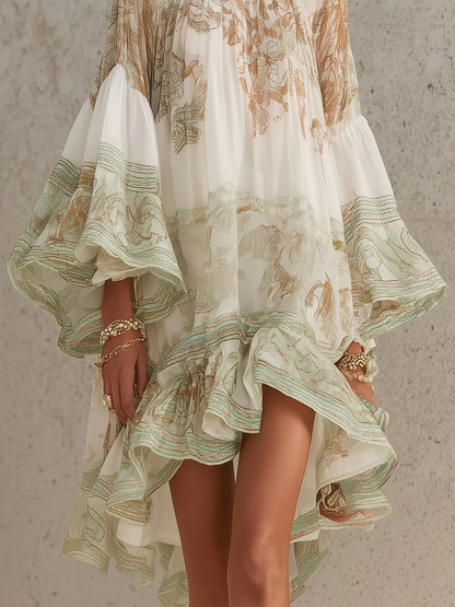 Vestito corto in chiffon con stampa verde, maniche a volant e orlo a volant.