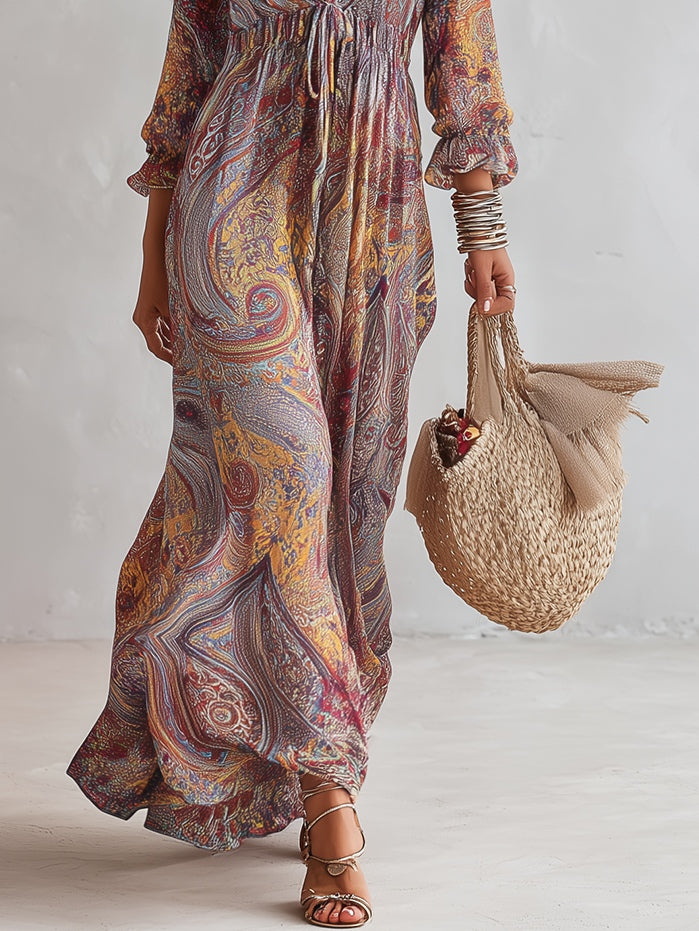 Abito lungo in chiffon con stampa paisley, scollo a V e arricciature