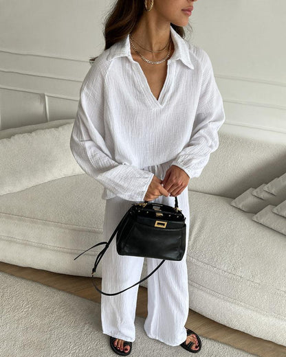 Set casual autunnale con scollo a V