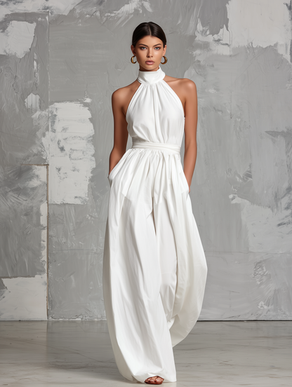 Zoltán | Tuta bianca elegante in tessuto intrecciato, senza maniche, con scollo a halterneck • S1